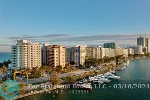 5225 Collins Ave, Miami Beach